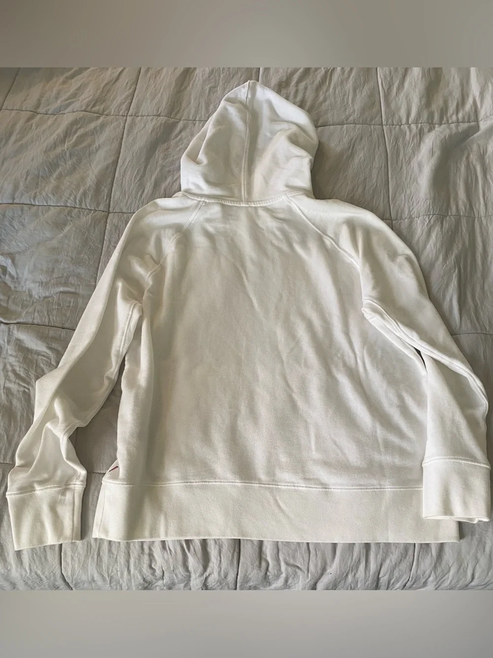 Levis image shows